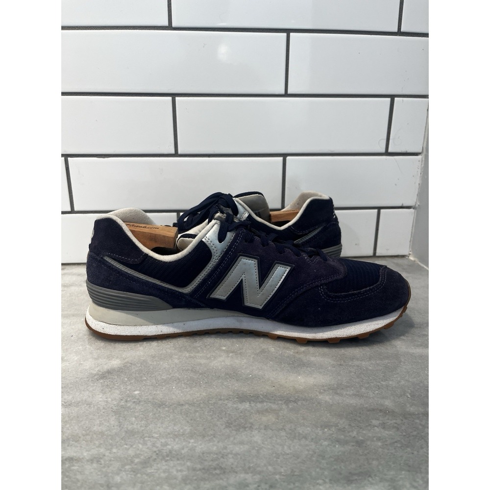 New Balance 574 Classic Mens Navy Blue Silver Suede‎ Sneakers ML574EGN Gum Sole - Picture 9 of 12